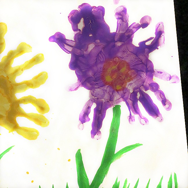 simple handprint flower crafts for kids