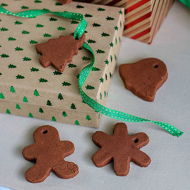 how to make super easy cinnamon ornaments