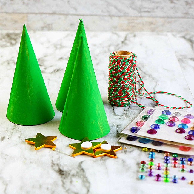 Christmas Tree Cone Ornament Craft