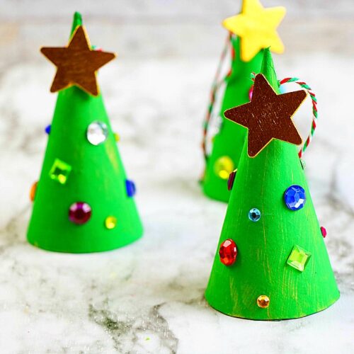 Super Easy Christmas Tree Cone Ornament Craft for Kids - Sunshine Whispers