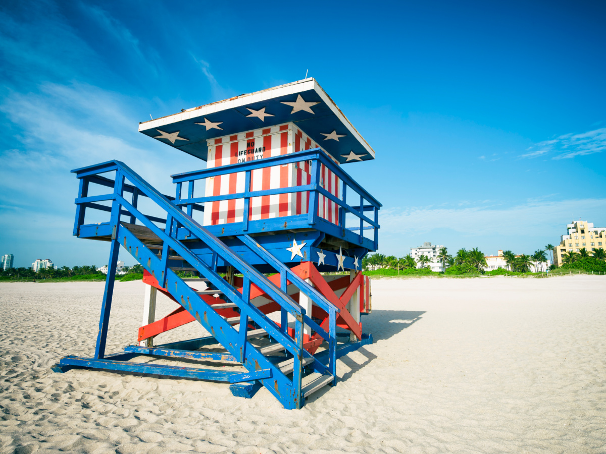 beach with patriotic beach stand