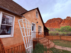 where to eat near Capitol Reef National Park