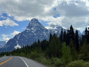 Icefields Parkway Guide