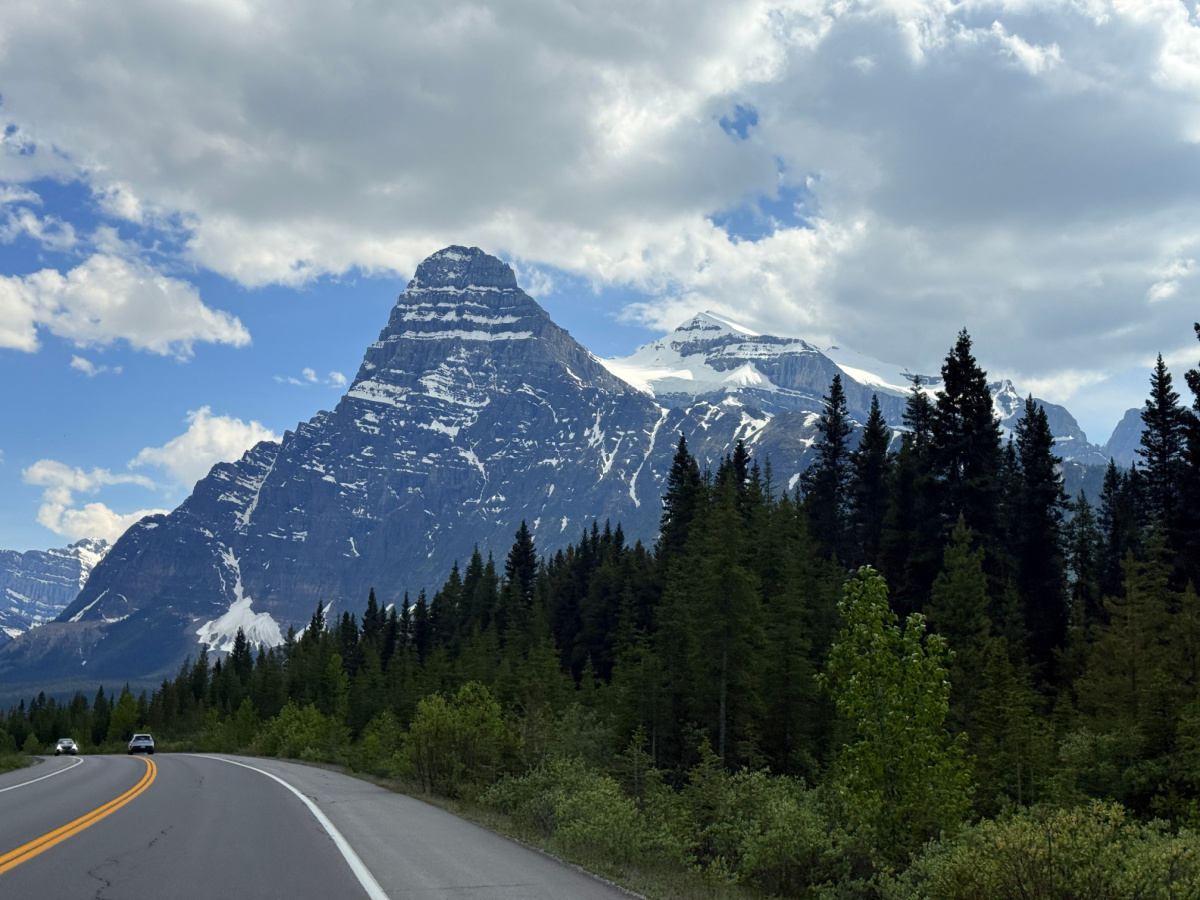 Icefields Parkway Guide