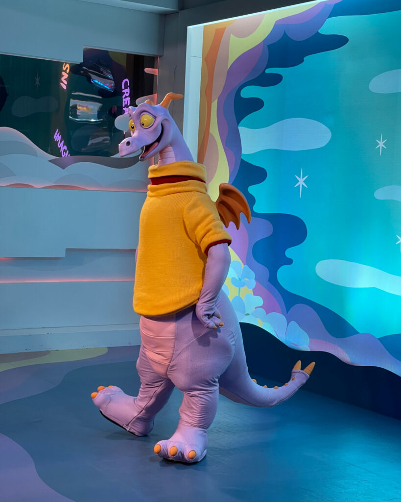 EPCOT Characters Guide: Every Character Meet, Character Dining ...